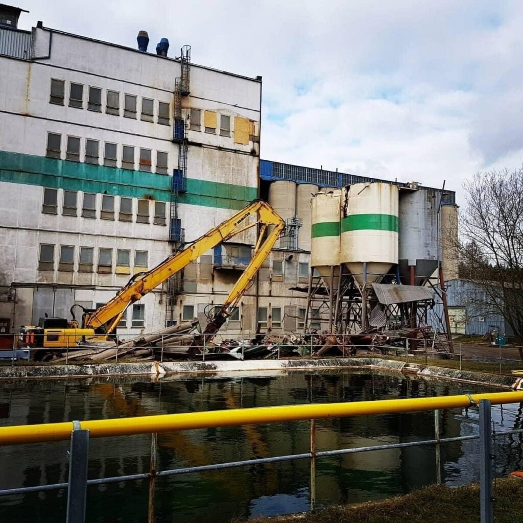 Commercial-demolition-contractor-Liverpool-TOTAL.jpg