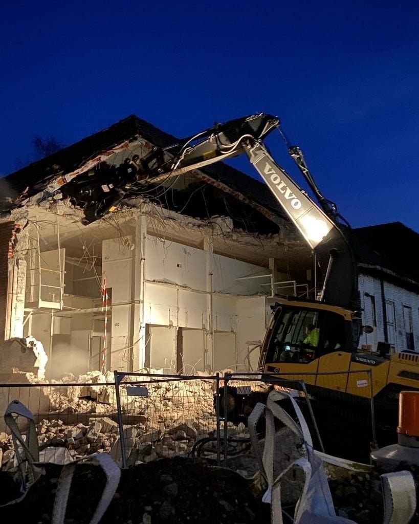 Commercial-demolition-contractor-in-Huddersfield.jpg